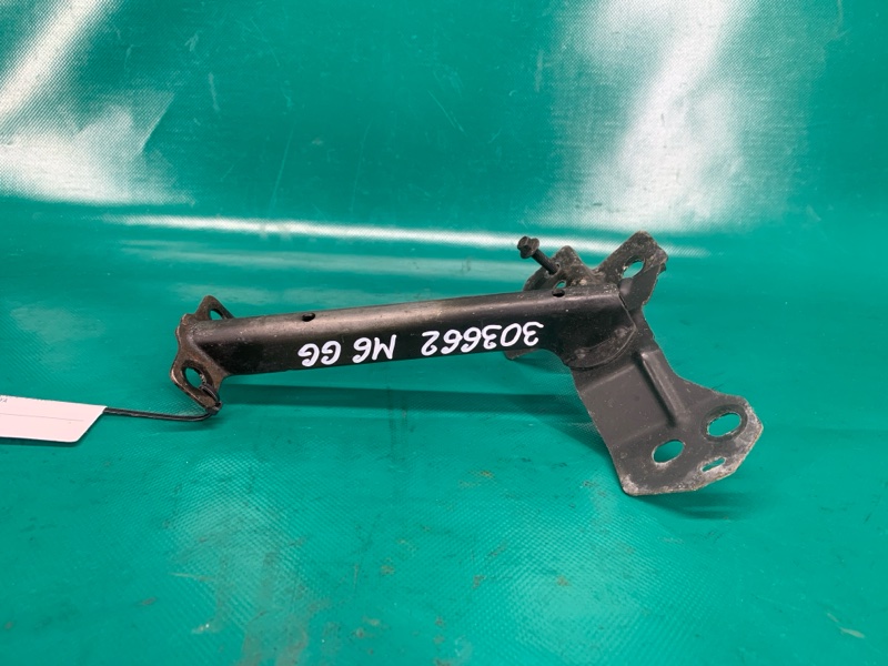 Запчасть кронштейн замка капота MAZDA 6 GG 02-07 2003 2.3 GK2A-52-15YA Б/У Кронштейн замка капота MAZDA 6 GG 02-07 2003 2.3 GK2A-52-15YA Б/У