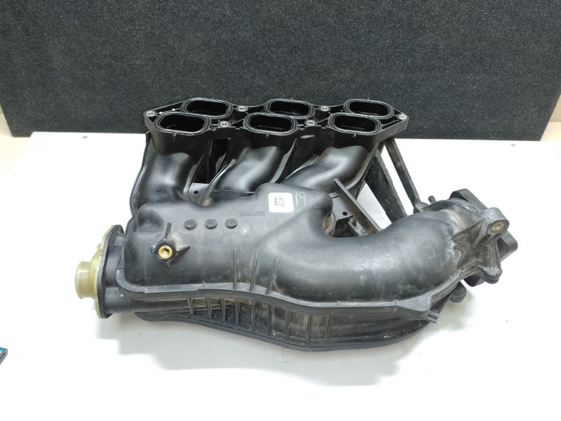 Коллектор впускной SIENNA 11-16 2012 3.5 2GR-FE