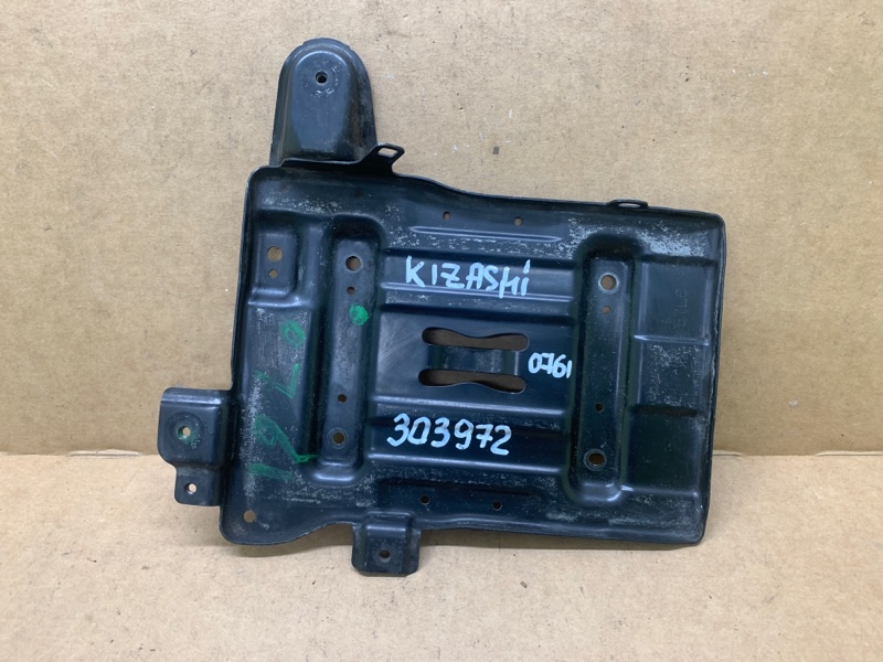 Полка аккумулятора SUZUKI KIZASHI 09-14 2011 J24B 72520-57L00 Б/У