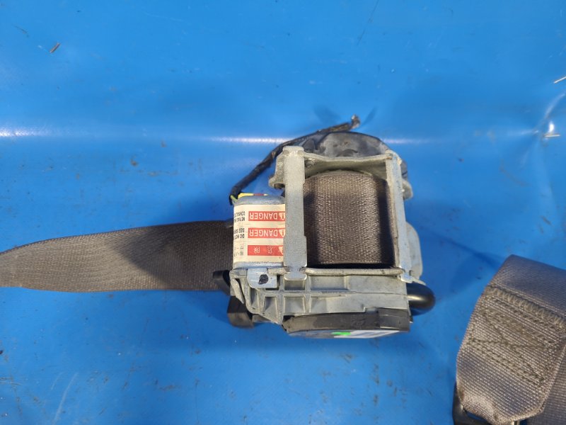 Ремень безопасности передний правый CALIBER 06-11 2006 2.0 ECN Ремень безопасности передний правый CALIBER 06-11 2006 2.0 ECN