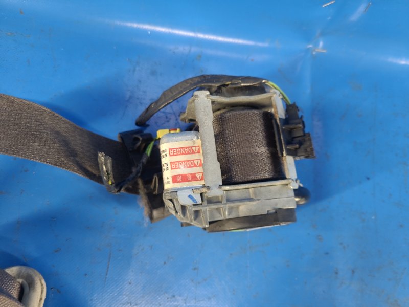 Ремень безопасности передний левый CALIBER 06-11 2006 2.0 ECN Ремень безопасности передний левый CALIBER 06-11 2006 2.0 ECN