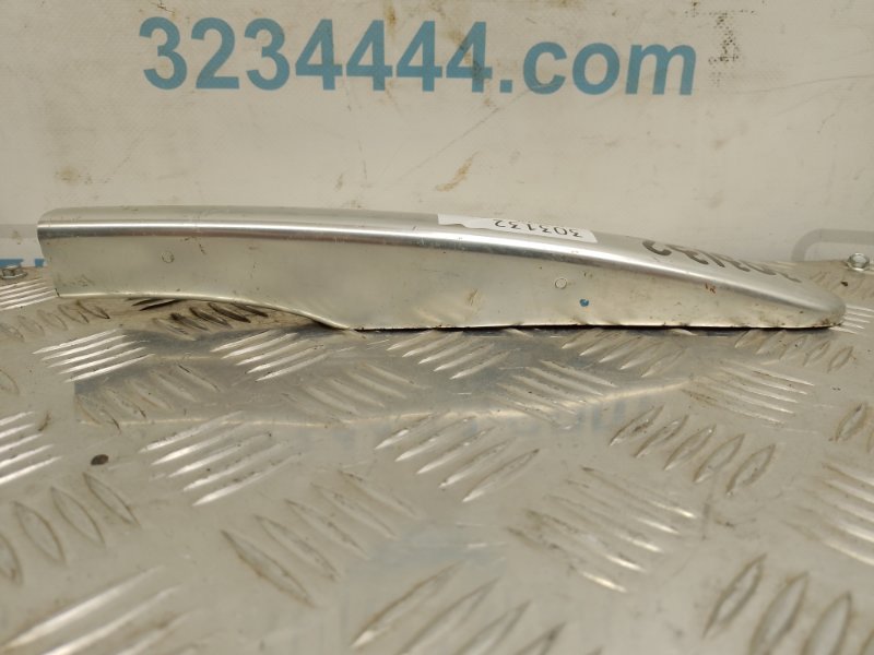 Заглушка рейлинга передняя левая INFINITI FX S50 03-08 Заглушка рейлинга передняя левая INFINITI FX S50 03-08