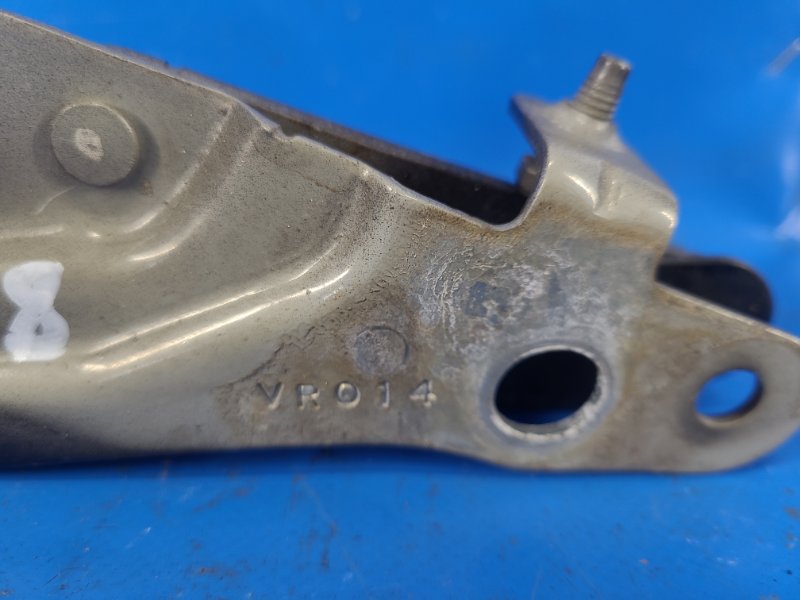 Петля капота правая CALIBER 06-11 2006 2.0 ECN