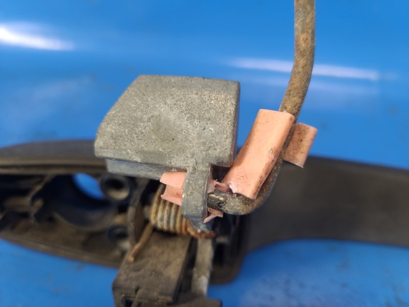 Ручка двери наружная передняя левая DODGE CALIBER 06-11 2.0 ECN