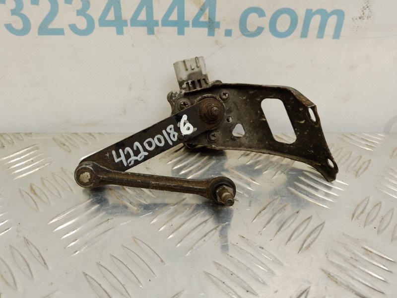 Датчик положения кузова LEXUS LS430 00-06