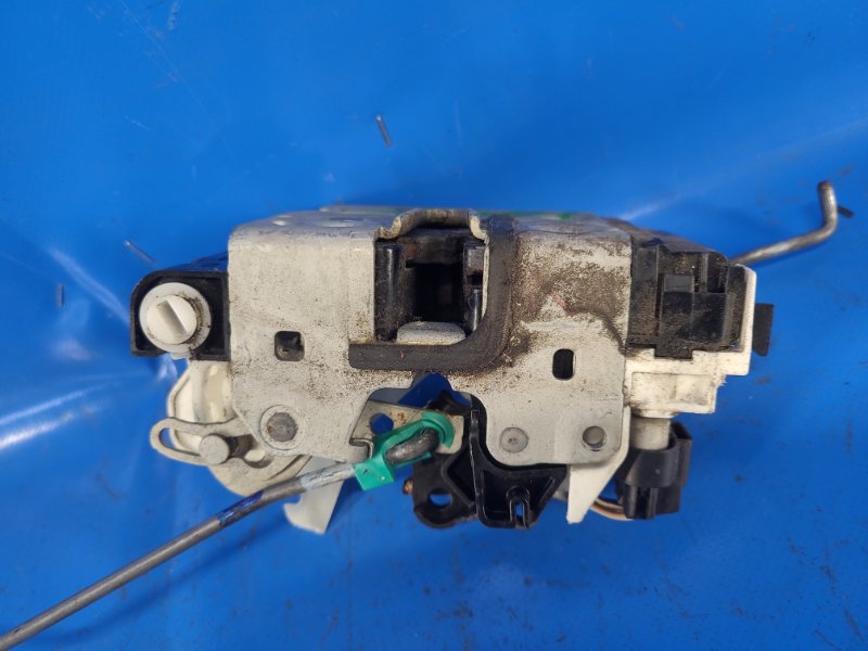 Замок двери задний левый CALIBER 06-11 2006 2.0 ECN Замок двери задний левый CALIBER 06-11 2006 2.0 ECN