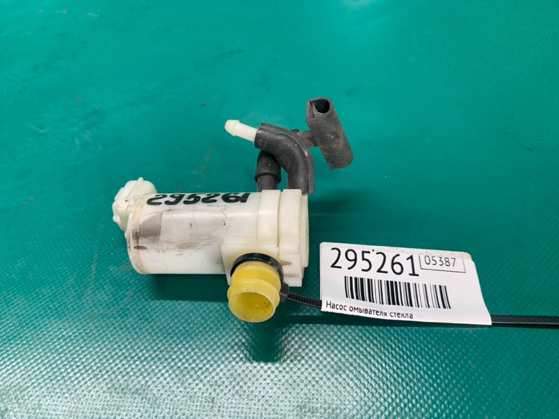 Насос омывателя стекла задний FORESTER 12-19 Насос омывателя стекла задний FORESTER 12-19