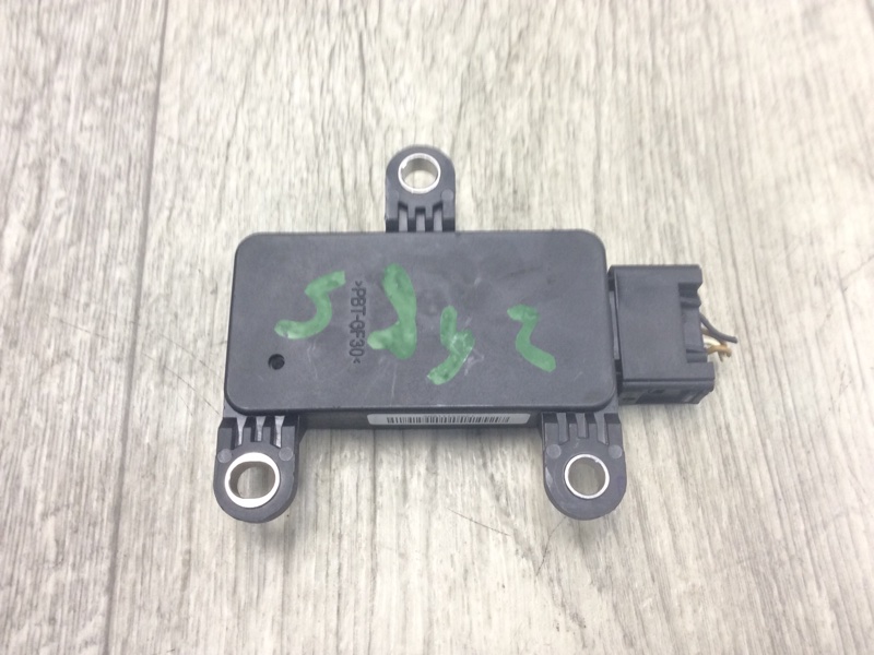 Датчик ускорения SONATA YF 10-14 2013 YF 2.4 G4KK