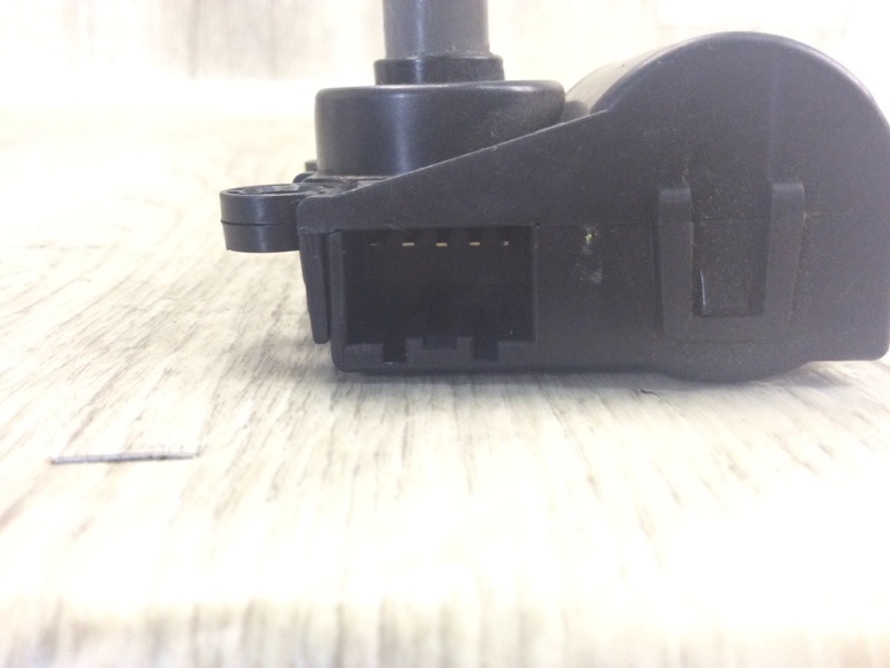 Моторчик заслонки печки SONATA YF 10-14 2013 YF 2.4 G4KK