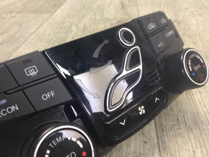 Блок управления печкой SONATA YF 10-14 2013 YF 2.4 G4KK