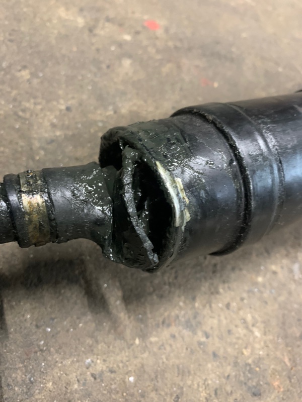 Карданный вал задний JUKE 10-19 2012 Хетчбек 1.6 MR16DDT