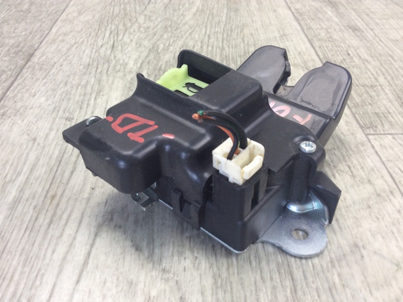 Замок крышки багажника KIA FORTE/CERATO TD 08-13 TD 2.0 G4KD