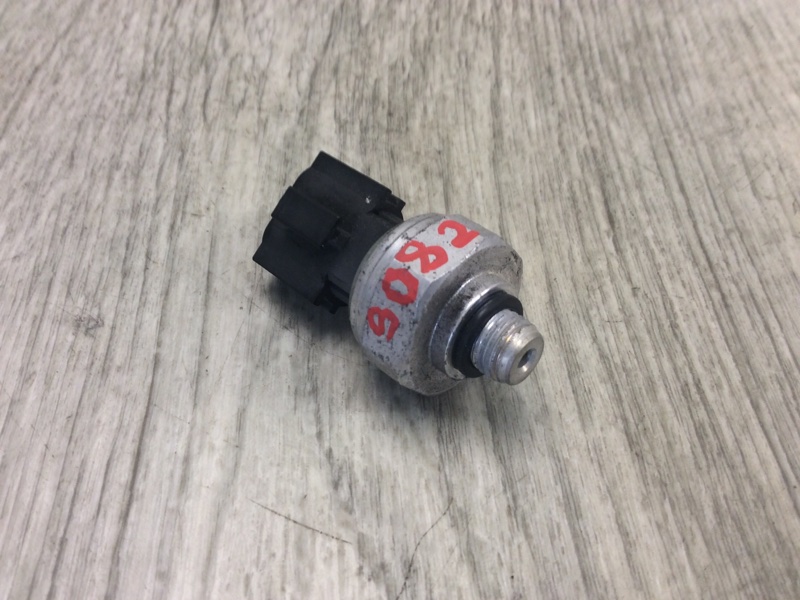 Датчик давления кондиционера KIA FORTE/CERATO TD 08-13 2011 TD 2.0 G4KD 977211G000 Б/У