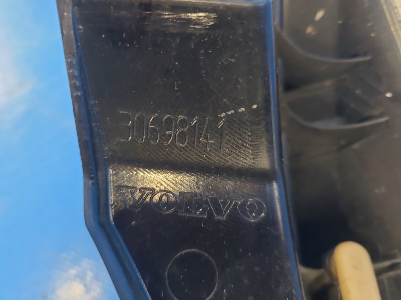 Фонарь наружный левый XC90 02–16 2008 3.2L