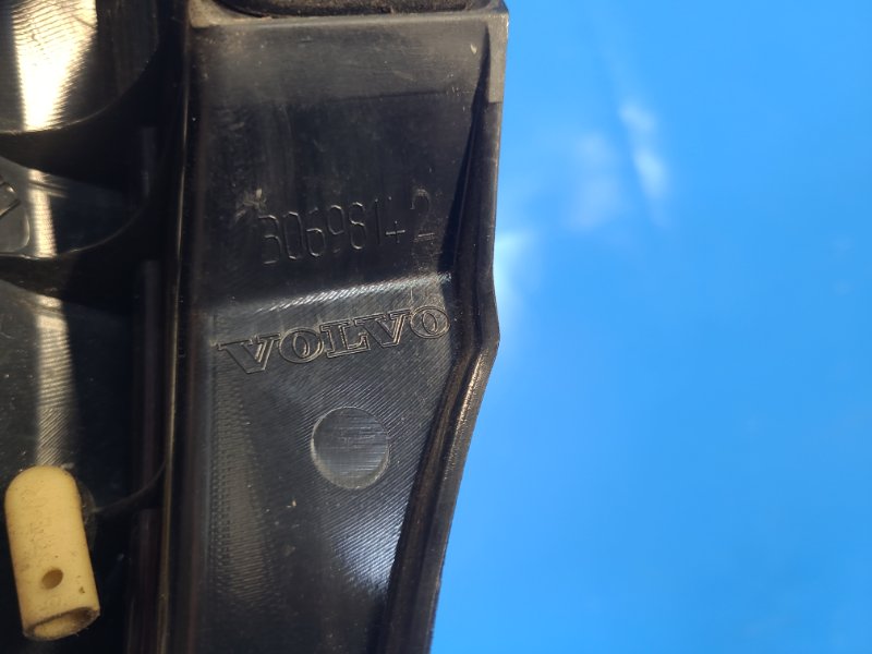 Фонарь наружный правый XC90 02–16 2008 3.2L