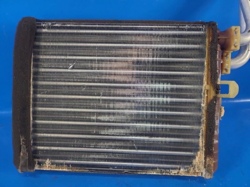 Радиатор печки XC90 02–16 2008 3.2L