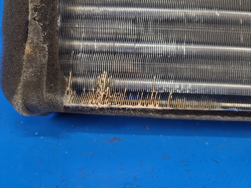 Радиатор печки VOLVO XC90 02–16 3.2L