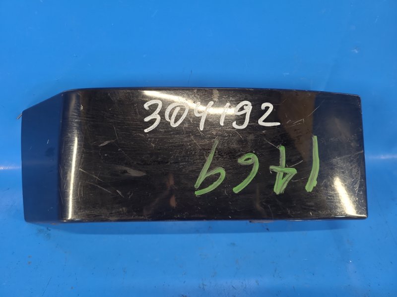 Запчасть накладка кузова левая VOLVO XC90 02–16 2008 3.2L 30698133 Б/У Накладка кузова левая VOLVO XC90 02–16 2008 3.2L 30698133 Б/У