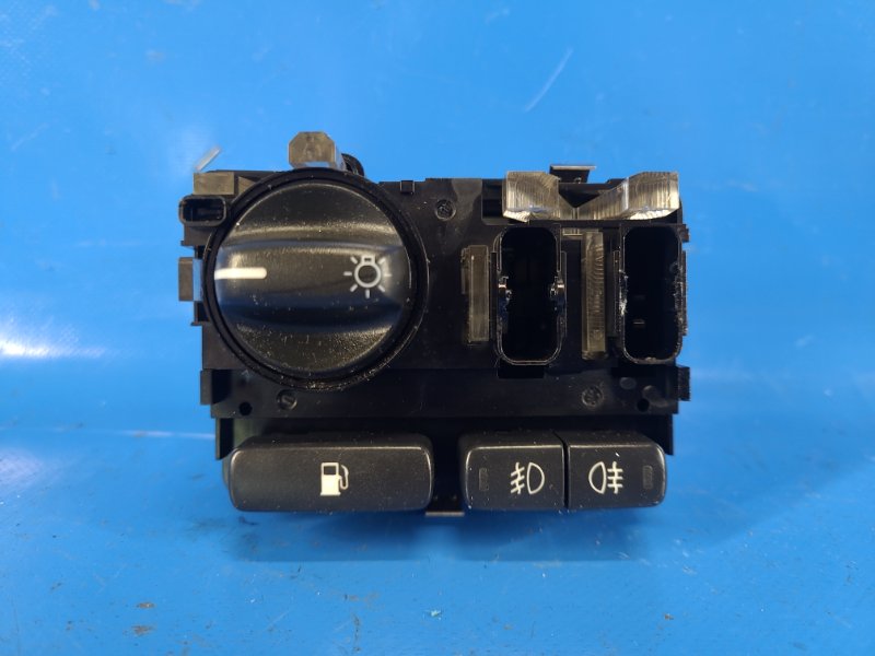 Блок включения фар VOLVO XC90 02–16 2008 3.2L 30739318 Б/У