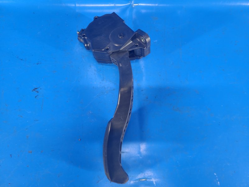 Педаль газа CAMRY 40 06-11 2007 3.5 2GR-FE Педаль газа CAMRY 40 06-11 2007 3.5 2GR-FE