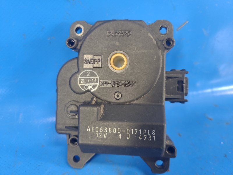 Моторчик заслонки печки CAMRY 40 06-11 2007 3.5 2GR-FE