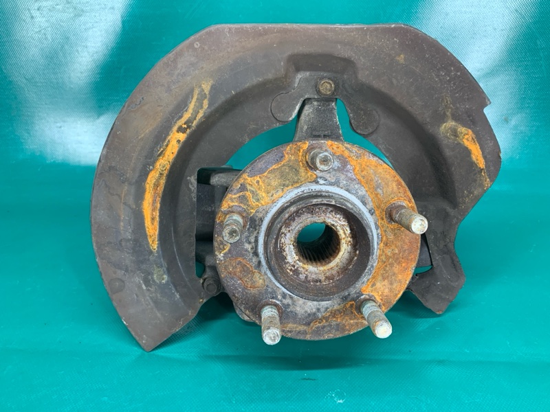 Кулак поворотный передний левый 3 BL 09-13 2010 2.0 LF