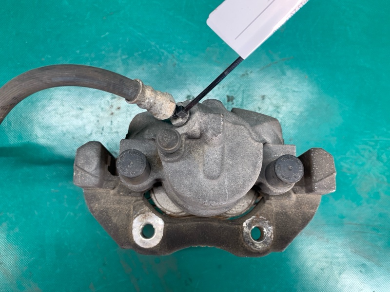 Суппорт тормозной передний левый 3 BL 09-13 2010 2.0 LF