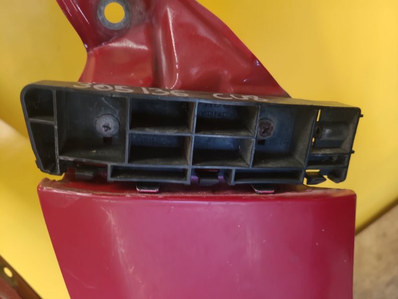 Кронштейн переднего бампера (на крыле) правый HONDA ACCORD CU8 / TSX 08-14 60212TL0G00ZZ Б/У