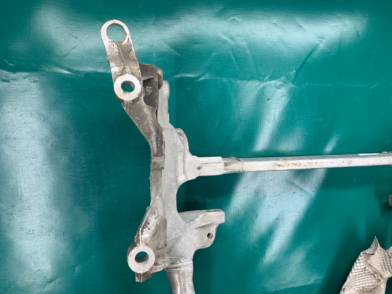 Балка передней подвески AUDI Q5 08-16 CAEB 2.0T Балка передней подвески AUDI Q5 08-16 CAEB 2.0T