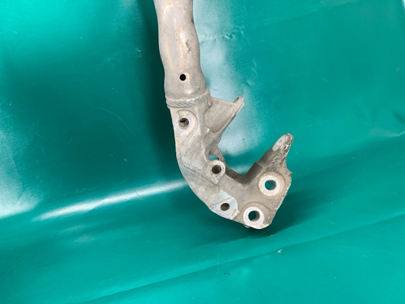 Балка передней подвески Q5 08-16 2011 CAEB 2.0T Балка передней подвески Q5 08-16 2011 CAEB 2.0T