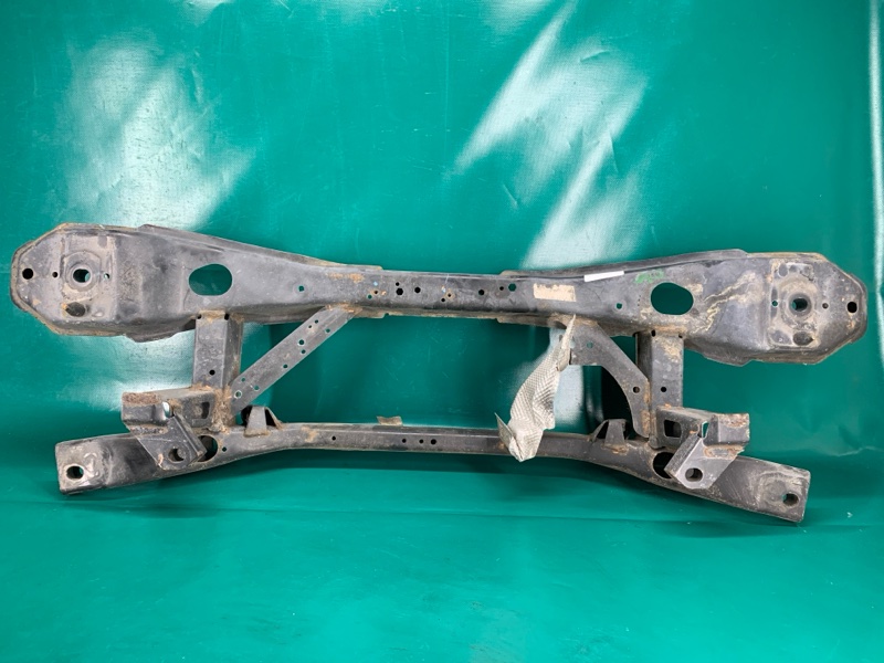 Балка задней подвески задняя FORD FOCUS 10-18 2016 2.0 F1FZ-5035-D Б/У