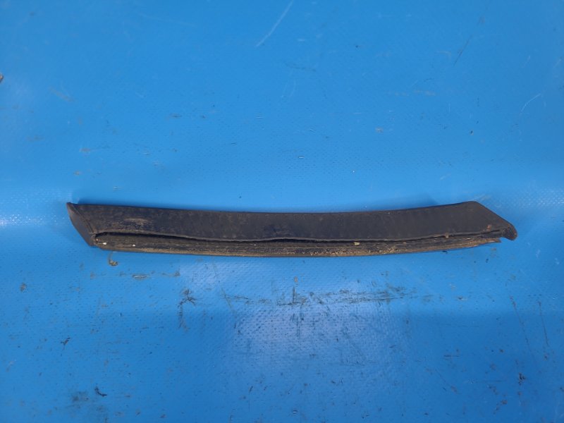 Молдинг кузова левый COOPER S R57 09-15 2011 R57 1.6 ЕP6 (Prince)