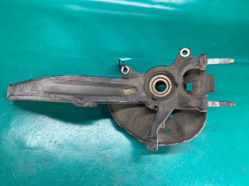 Кулак поворотный передний левый MAZDA 6 GH 07-12 2.5 L (L5-VE) Кулак поворотный передний левый MAZDA 6 GH 07-12 2.5 L (L5-VE)