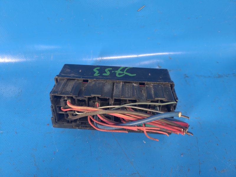 Блок предохранителей моторный отсек CHRYSLER 200 10-14 3.6 ERB