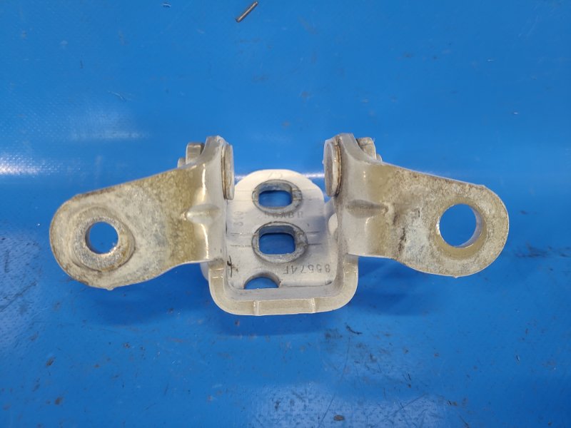 Петля двери верхняя передняя правая 200 10-14 2013 3.6 ERB