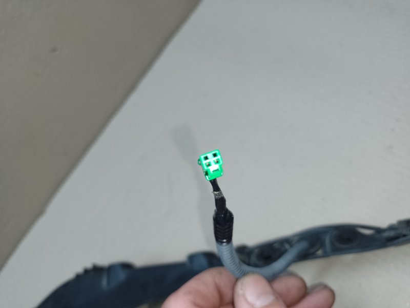 Датчик открытия багажника правый MDX (YD3) 13-21 2013 3.5 J35Y5 Датчик открытия багажника правый MDX (YD3) 13-21 2013 3.5 J35Y5