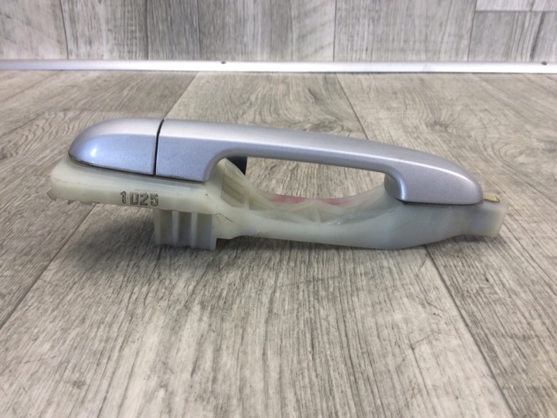 Ручка двери наружная задняя правая FORTE/CERATO TD 08-13 2011 TD 2.0 G4KD Ручка двери наружная задняя правая FORTE/CERATO TD 08-13 2011 TD 2.0 G4KD