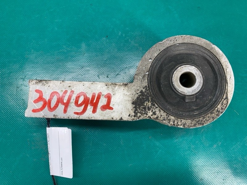 Сайлентблок передний правый ACURA MDX (YD2) 06-13 3.7 J37A1