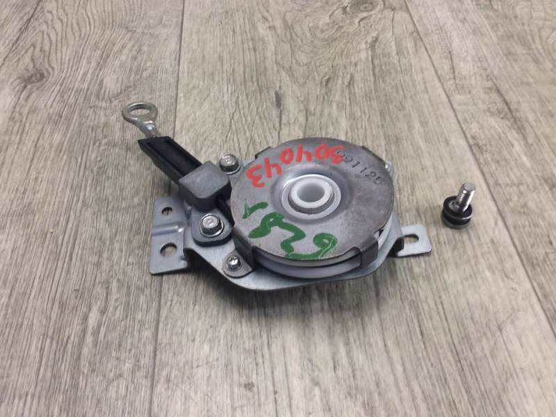 Трос замка багажника левый OUTLANDER XL 05-13 2010 3.0 6B31