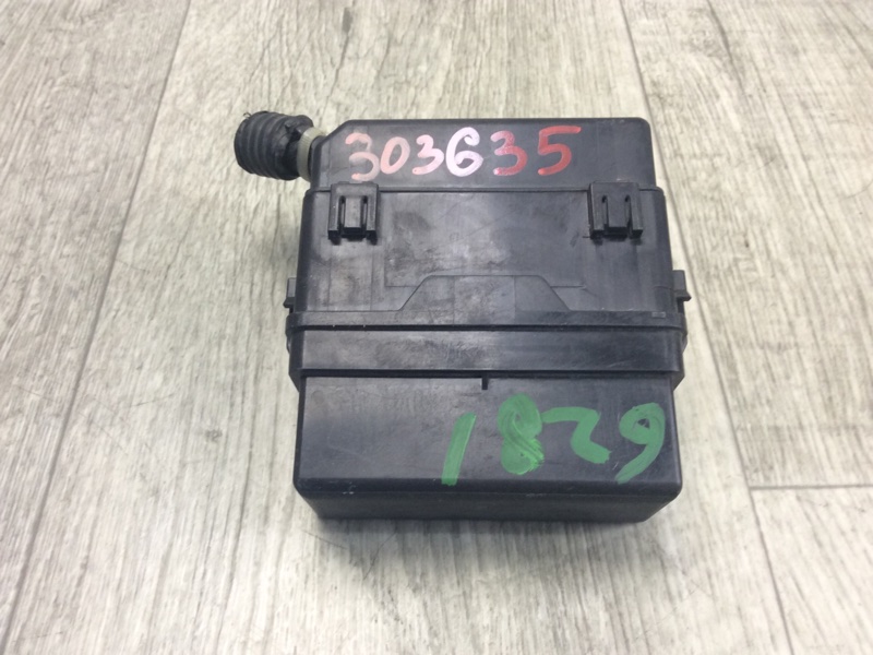 Блок предохранителей моторный отсек MITSUBISHI OUTLANDER XL 05-13 2010 3.0 6B31 8565A088 Б/У