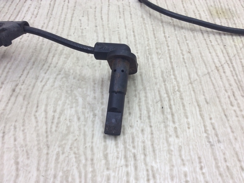 Датчик ABS передний левый OUTLANDER XL 05-13 2010 3.0 6B31 Датчик ABS передний левый OUTLANDER XL 05-13 2010 3.0 6B31