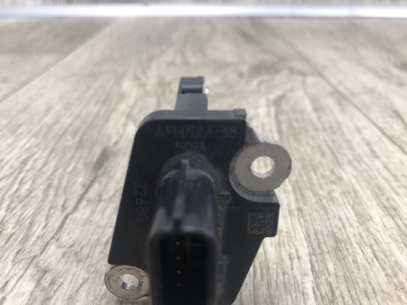 Расходомер воздуха NV200 USA 13- 2013 2.0 MR20DE