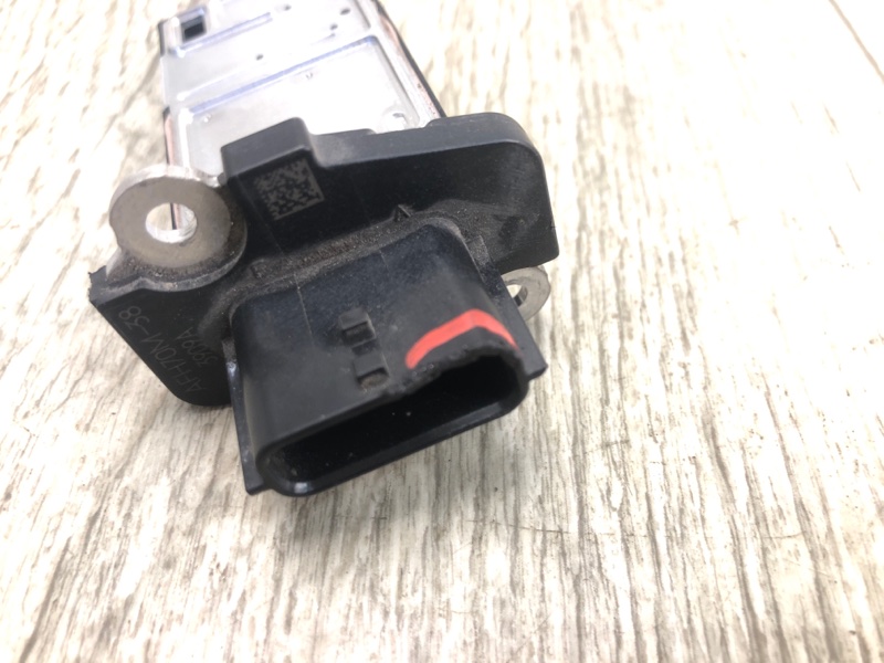 Расходомер воздуха NV200 USA 13- 2013 2.0 MR20DE