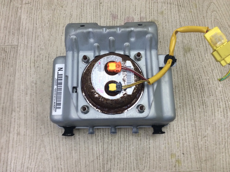 Подушка безопасности пассажира MITSUBISHI OUTLANDER XL 05-13 3.0 6B31