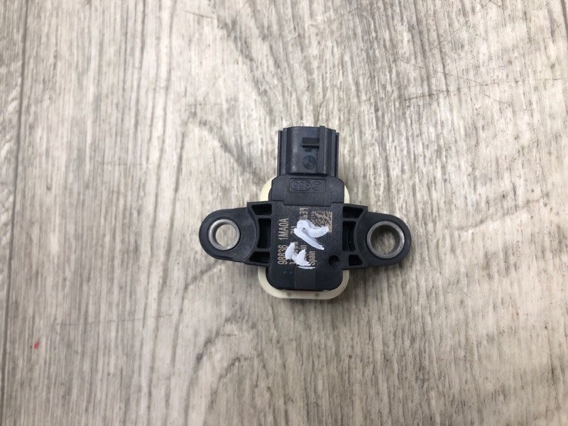 Датчик удара передний правый NISSAN NV200 USA 13- 2013 2.0 MR20DE 988363JA8A Б/У