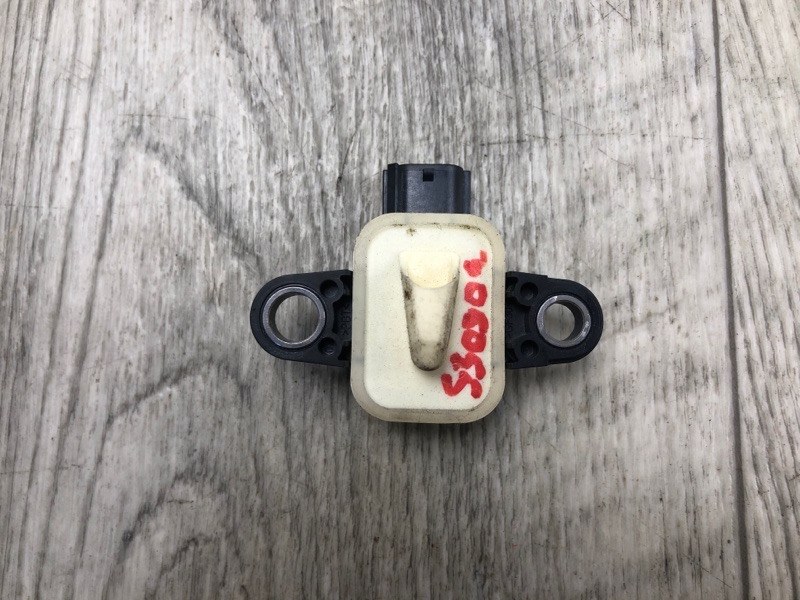 Датчик удара передний правый NV200 USA 13- 2013 2.0 MR20DE