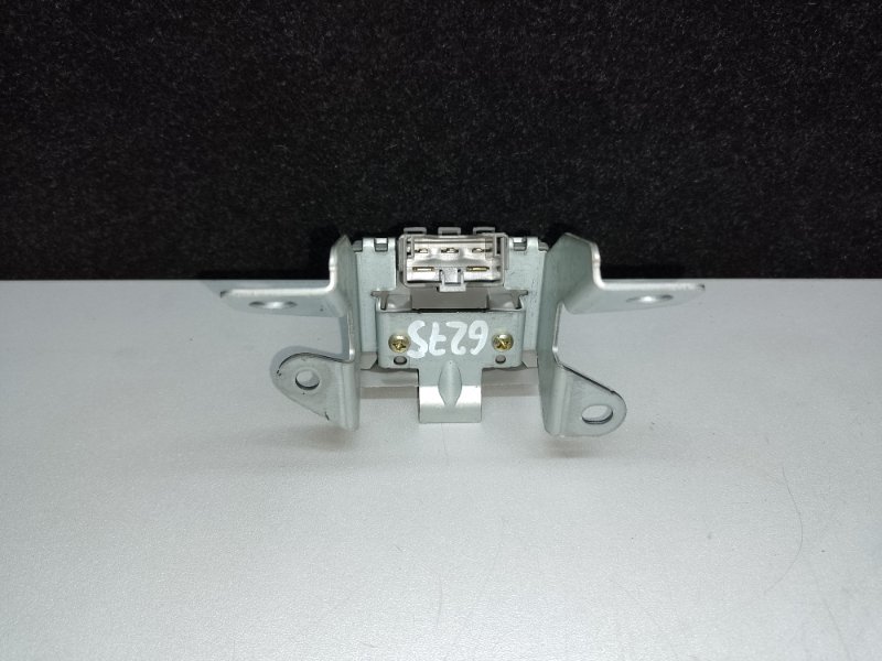 Блок электронный TOYOTA MATRIX 02-08 ZZE132 1.8L 1ZZ-FE