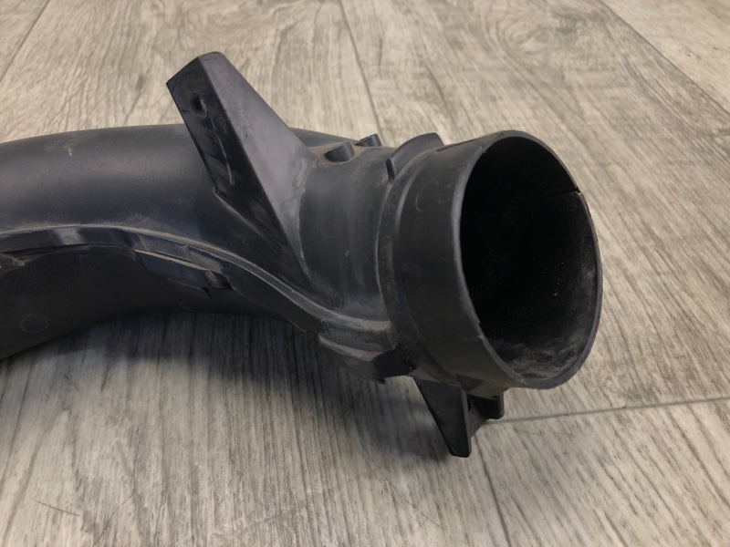 Патрубок воздушного фильтра NV200 USA 13- 2013 2.0 MR20DE