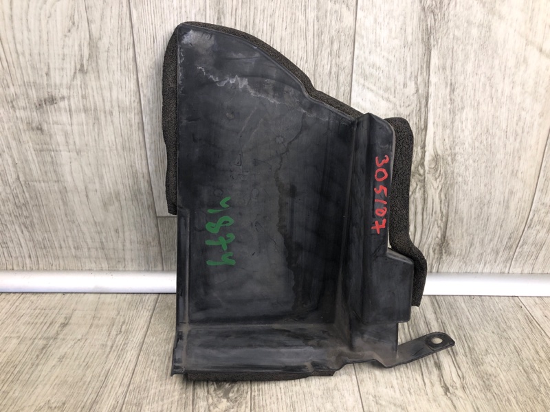 Защита лонжерона правая NISSAN NV200 USA 13- 2013 2.0 MR20DE 628203LM0A Б/У