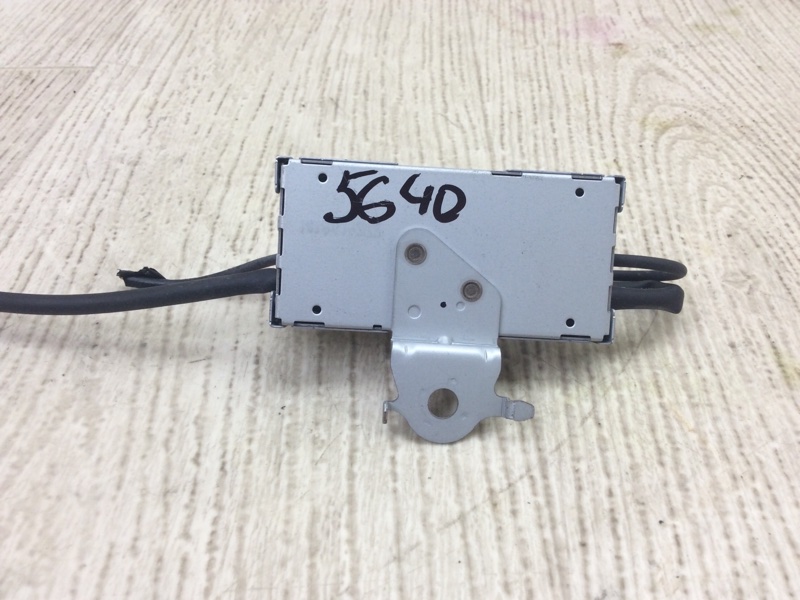 Антенна TOYOTA VENZA 09-16 3.5 2GR-FE Антенна TOYOTA VENZA 09-16 3.5 2GR-FE